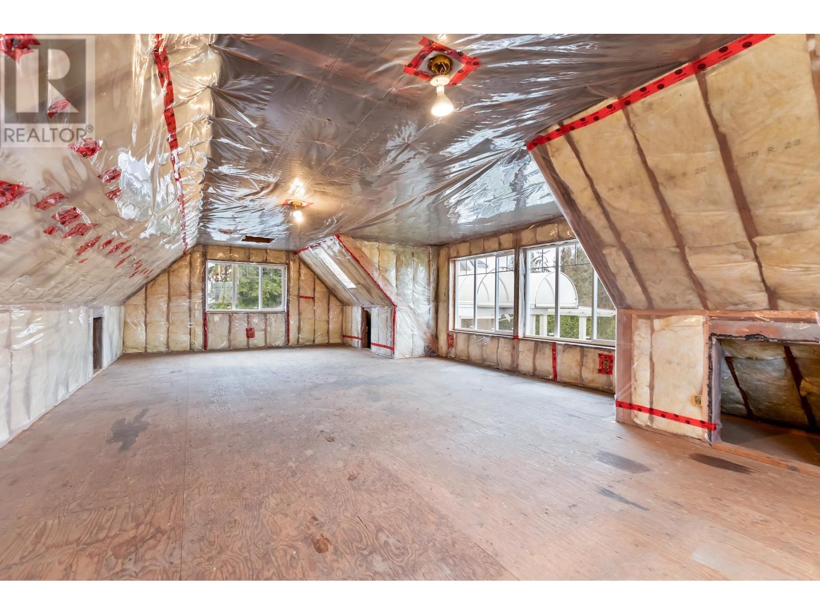 15050 Harris Road, Pitt Meadows, British Columbia  V3Y 1Z1 - Photo 31 - R2855231