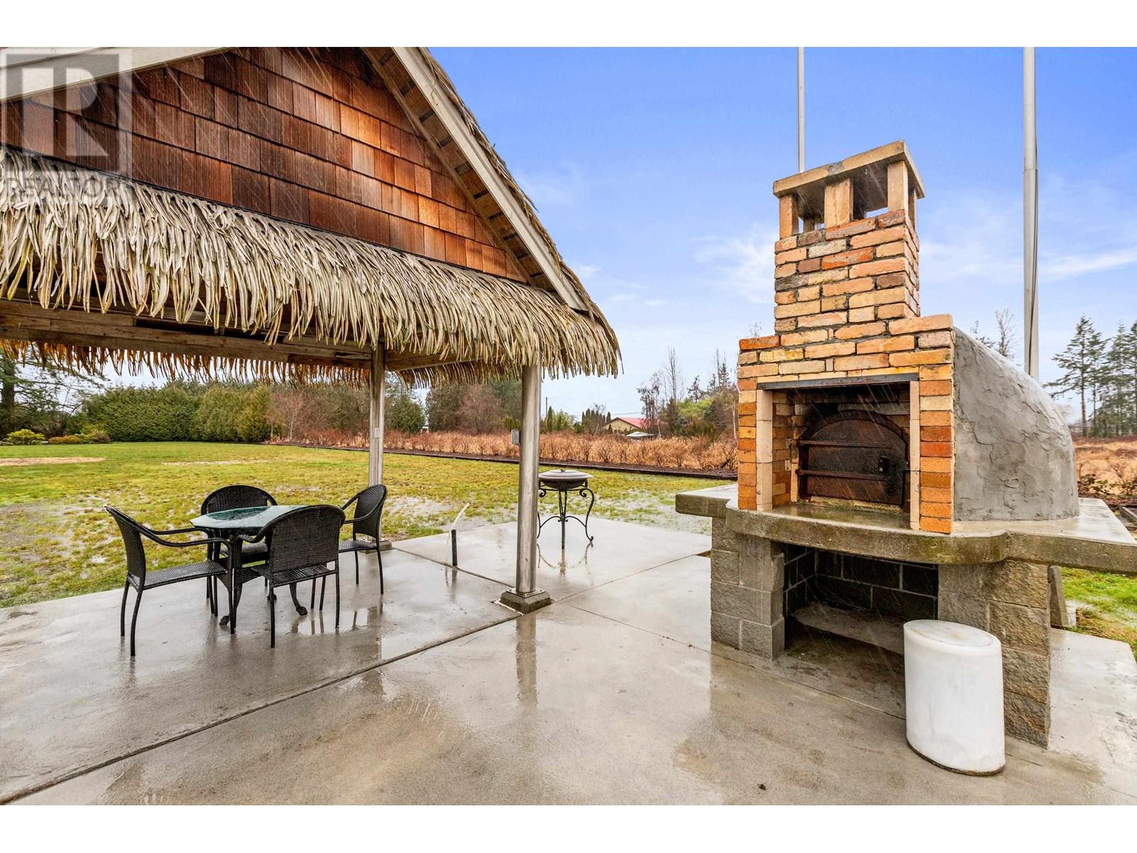 15050 Harris Road, Pitt Meadows, British Columbia  V3Y 1Z1 - Photo 33 - R2855231