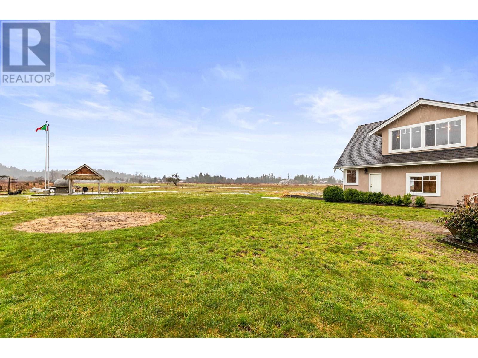 15050 Harris Road, Pitt Meadows, British Columbia  V3Y 1Z1 - Photo 35 - R2855231