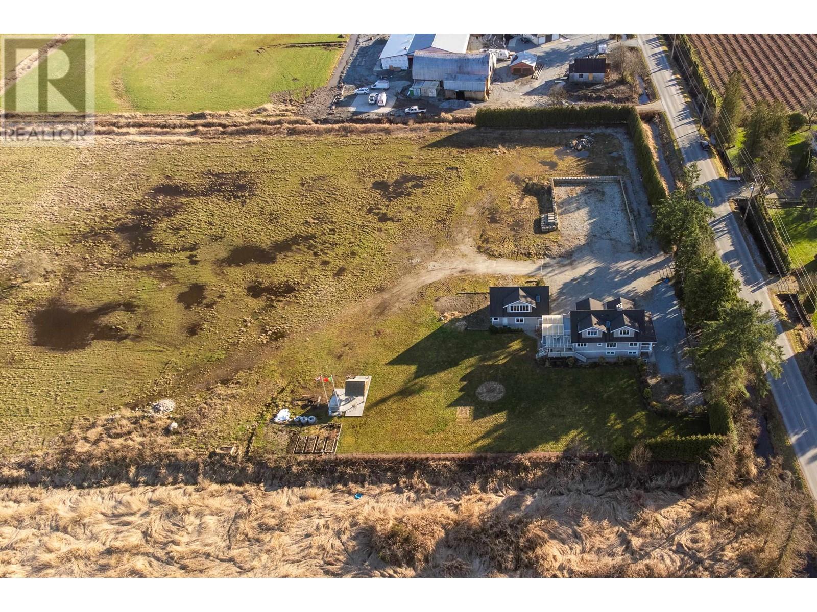 15050 Harris Road, Pitt Meadows, British Columbia  V3Y 1Z1 - Photo 38 - R2855231