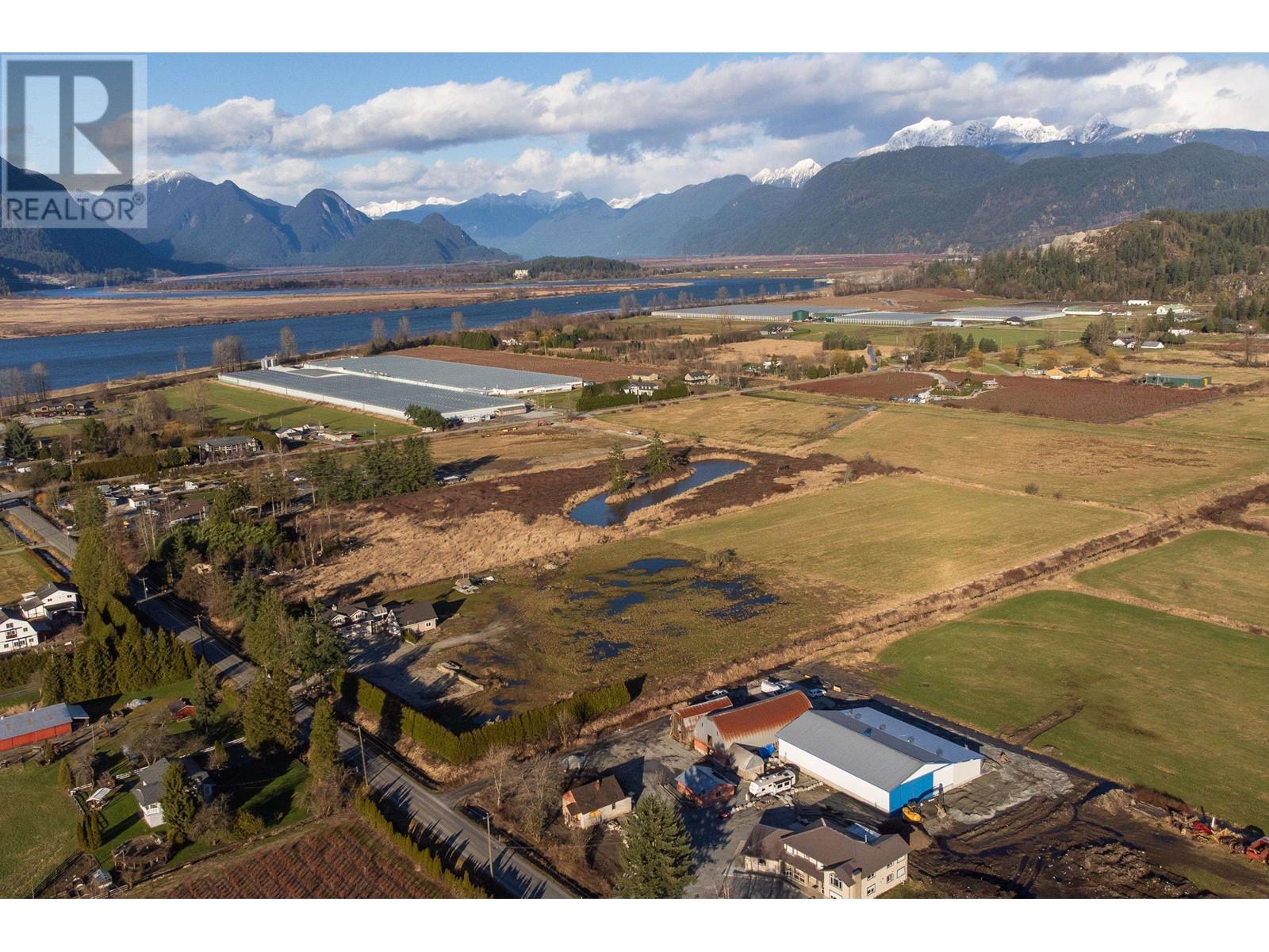 15050 Harris Road, Pitt Meadows, British Columbia  V3Y 1Z1 - Photo 39 - R2855231