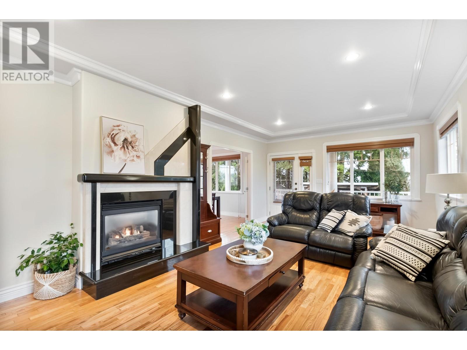 15050 Harris Road, Pitt Meadows, British Columbia  V3Y 1Z1 - Photo 8 - R2855231