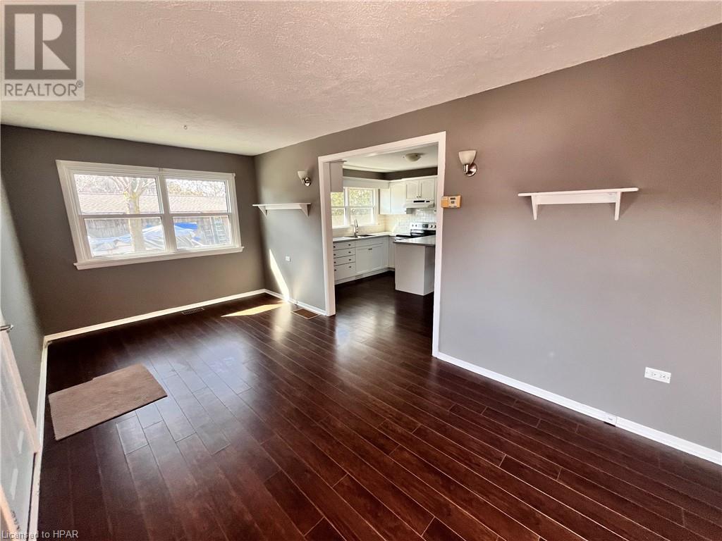 81192 Brinery Rd Road Unit 2, Saltford, Ontario N7A 3Y1 (26579796