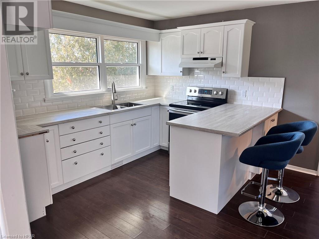 81192 Brinery Rd Road Unit 2, Saltford, Ontario N7A 3Y1 (26579796