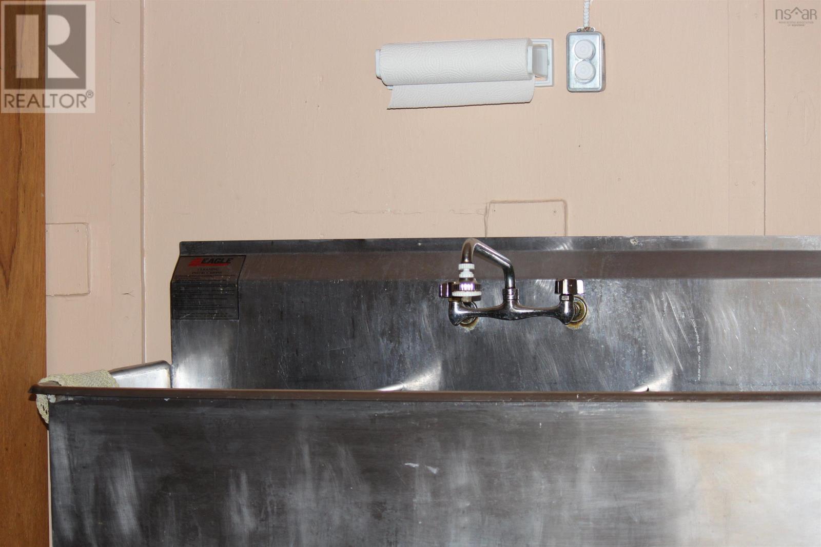 132 Main Street, Canso, Nova Scotia  B0H 1H0 - Photo 13 - 202312186