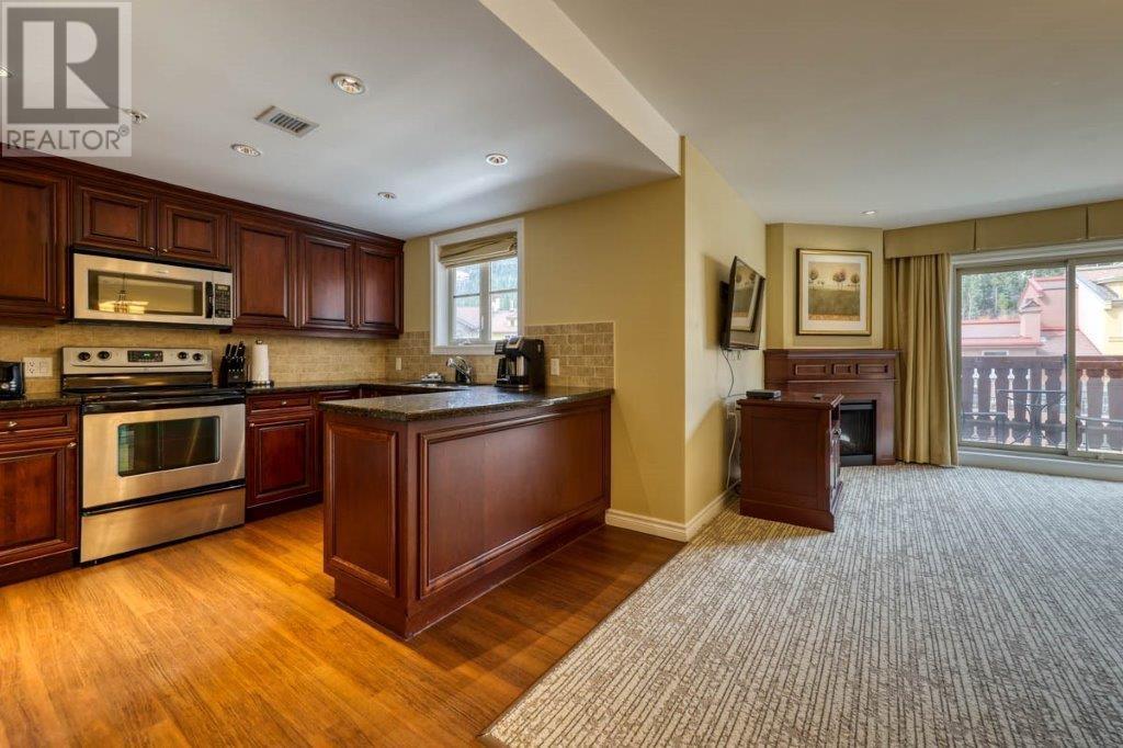 1404B-3250 VILLAGE WAY, sun peaks, British Columbia
