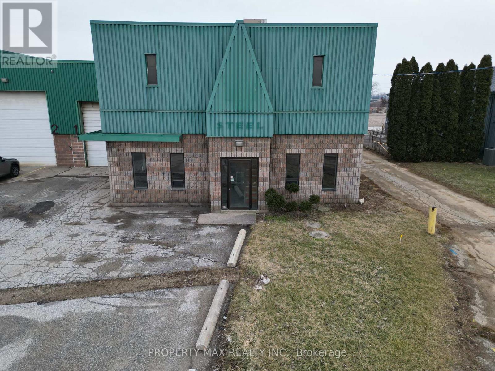 7030-32 Smith Industrial Dr, Amherstburg, Ontario  N0R 1J0 - Photo 3 - X8113716