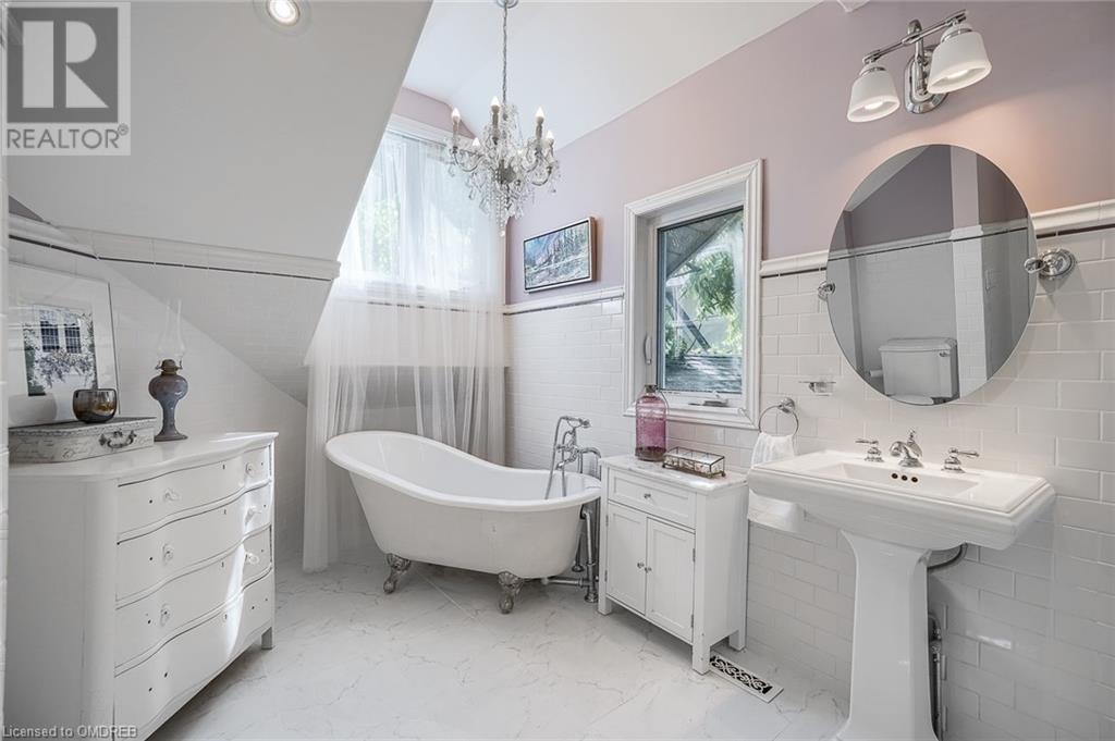 1347 Wendigo Trail, Mississauga, Ontario  L5G 2W1 - Photo 26 - 40546776