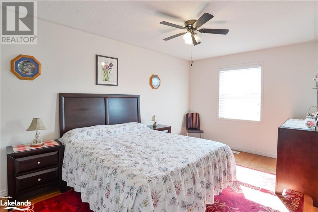 74 Calverley Street, Orillia, Ontario  L3V 8B1 - Photo 12 - 40548946