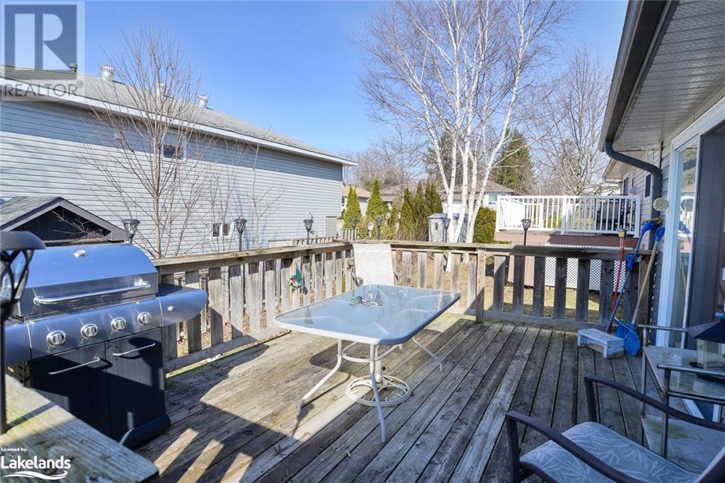 74 Calverley Street, Orillia, Ontario  L3V 8B1 - Photo 22 - 40548946