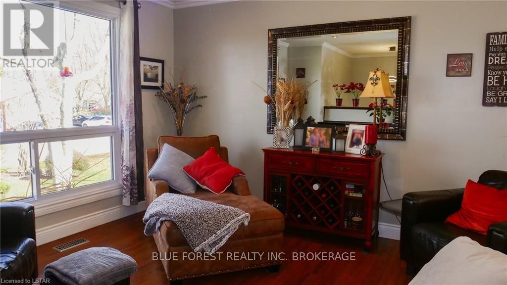 116 Angelo Dr, West Elgin, Ontario  N0L 2P0 - Photo 13 - X8114670