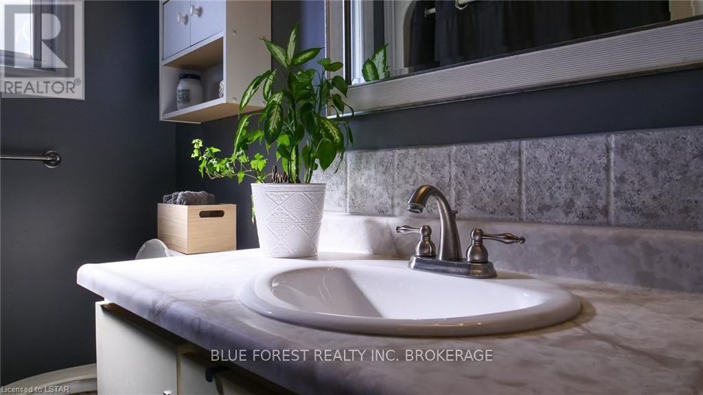 116 Angelo Dr, West Elgin, Ontario  N0L 2P0 - Photo 23 - X8114670