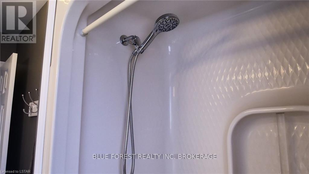 116 Angelo Dr, West Elgin, Ontario  N0L 2P0 - Photo 26 - X8114670