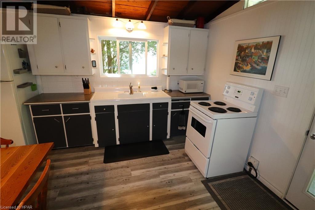 83815a Dickson Street, Ashfield-Colborne-Wawanosh, Ontario  N7A 3X9 - Photo 6 - 40549375