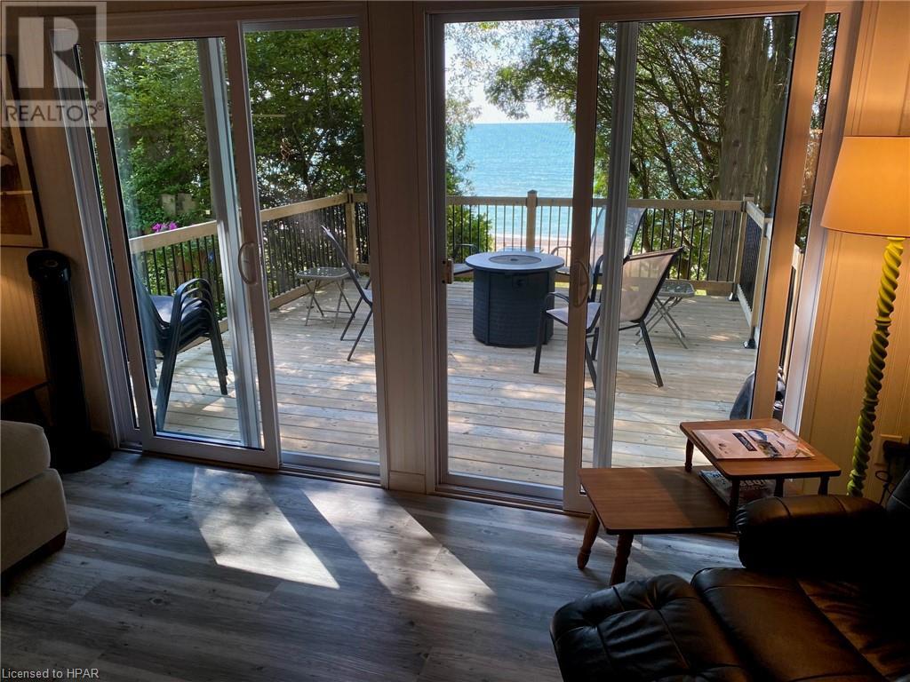 83815a Dickson Street, Ashfield-Colborne-Wawanosh, Ontario  N7A 3X9 - Photo 11 - 40549375