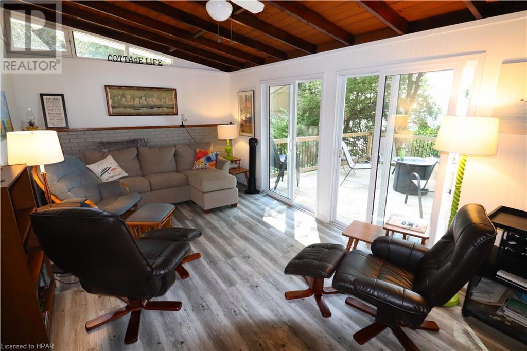 83815a Dickson Street, Ashfield-Colborne-Wawanosh, Ontario  N7A 3X9 - Photo 10 - 40549375