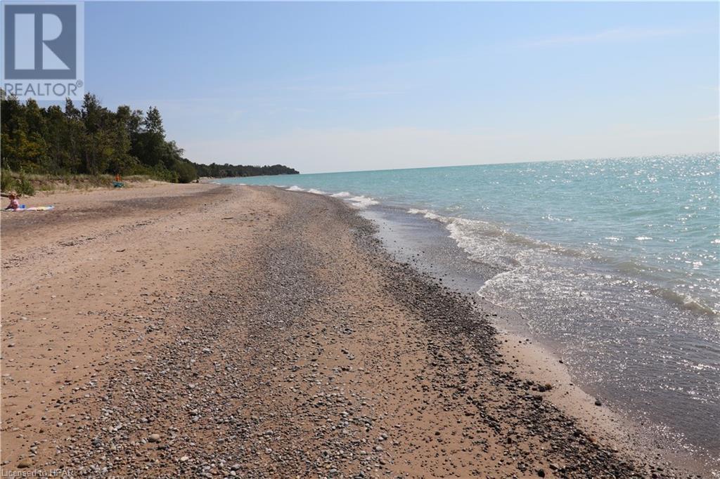 83815a Dickson Street, Ashfield-Colborne-Wawanosh, Ontario  N7A 3X9 - Photo 27 - 40549375