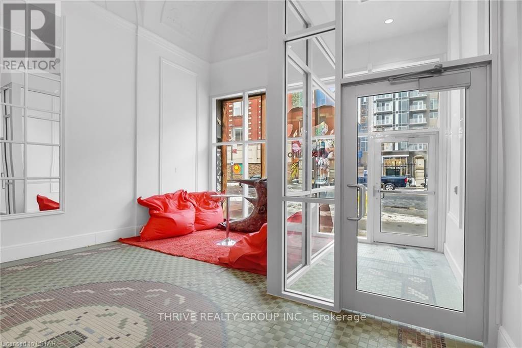 192-194 Dundas St, London, Ontario  N6A 1G7 - Photo 14 - X8115828