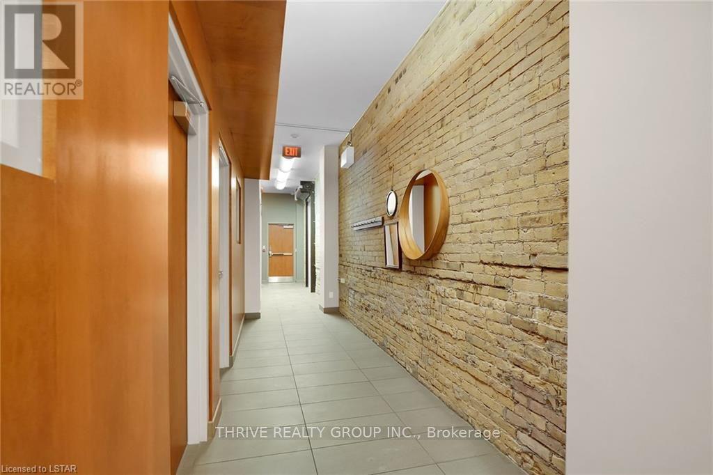192-194 Dundas St, London, Ontario  N6A 1G7 - Photo 26 - X8115828