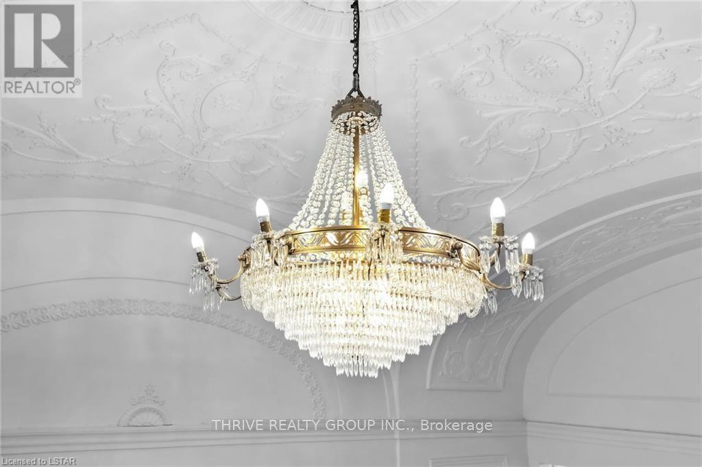 192-194 Dundas St, London, Ontario  N6A 1G7 - Photo 5 - X8115828