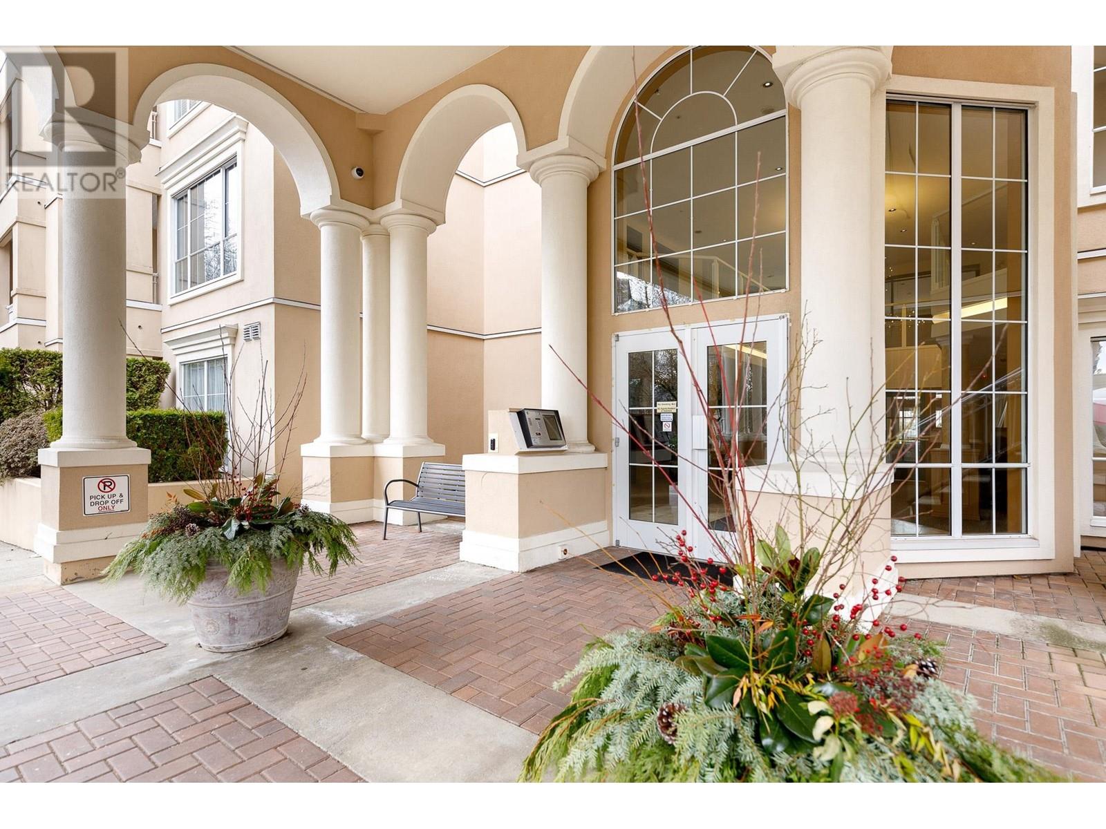 328 2995 PRINCESS CRESCENT, Coquitlam, British Columbia One Percent