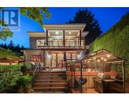 4449 Ross Crescent, West Vancouver, Ca