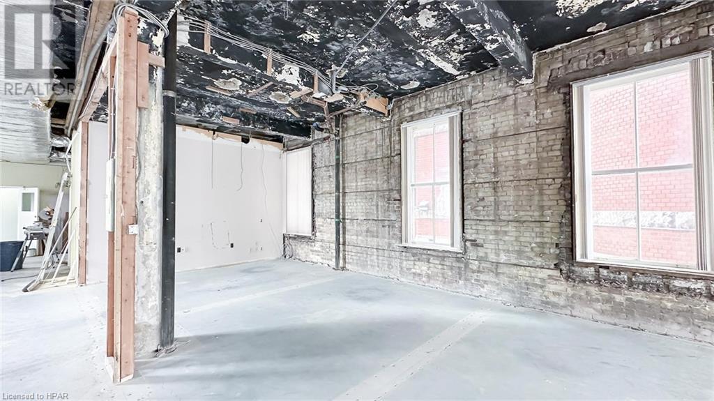 56 Albert Street, Stratford, Ontario  N5A 3K3 - Photo 10 - 40546231