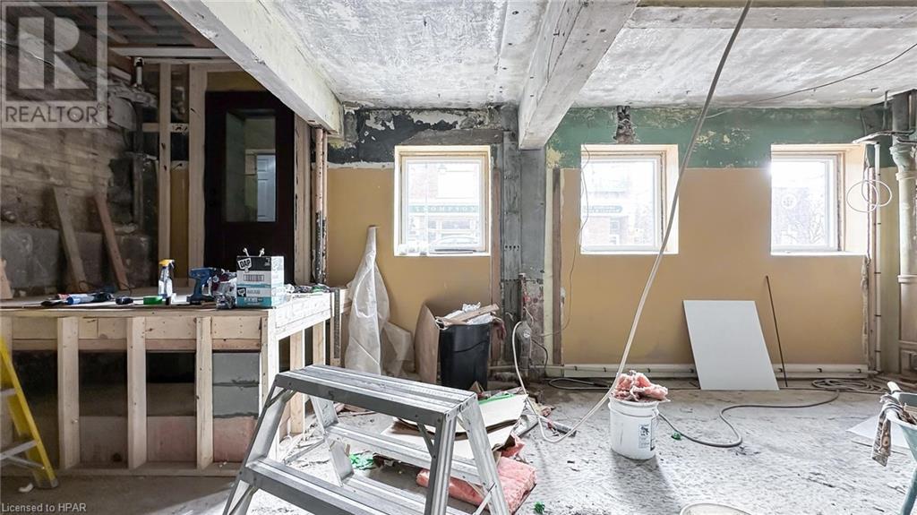 56 Albert Street, Stratford, Ontario  N5A 3K3 - Photo 15 - 40546231