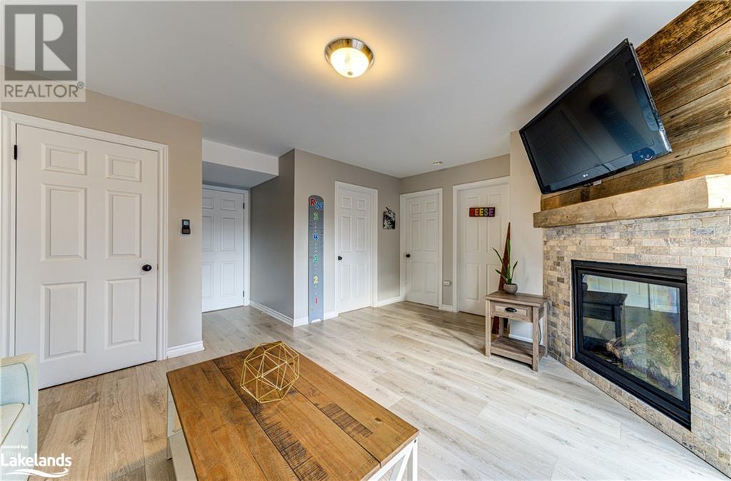 339 Robinson Road, Wasaga Beach, Ontario  L9Z 2Z1 - Photo 39 - 40548404