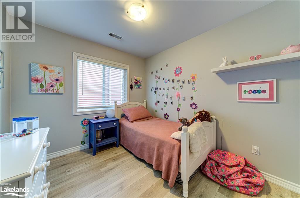 339 Robinson Road, Wasaga Beach, Ontario  L9Z 2Z1 - Photo 42 - 40548404