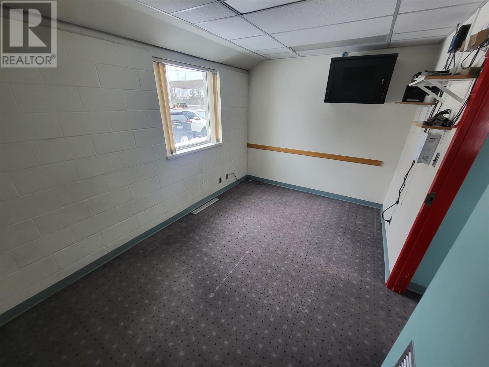 400 Central Ave, Fort Frances, Ontario  P9A 1X8 - Photo 18 - TB240457