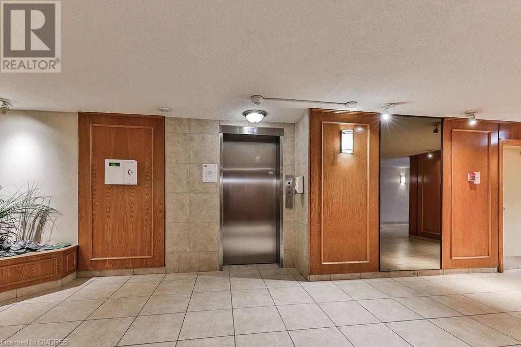 1300 Marlborough Court Unit# 334, Oakville, Ontario  L6H 2S2 - Photo 37 - 40531845