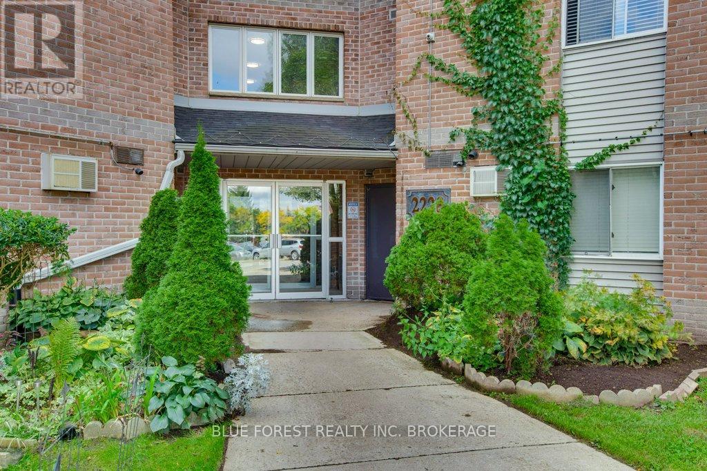 #307 -2228 Trafalgar St, London, Ontario  N5V 4J8 - Photo 2 - X8118190