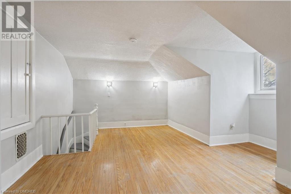 92 Charlotte Street, Brantford, Ontario  N3T 2X3 - Photo 30 - 40550244