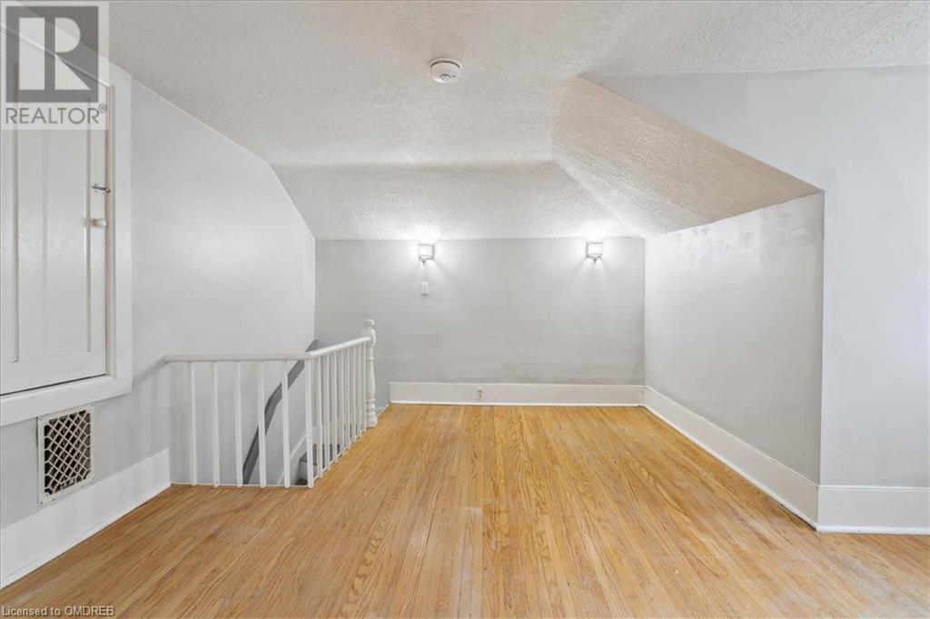 92 Charlotte Street, Brantford, Ontario  N3T 2X3 - Photo 31 - 40550244