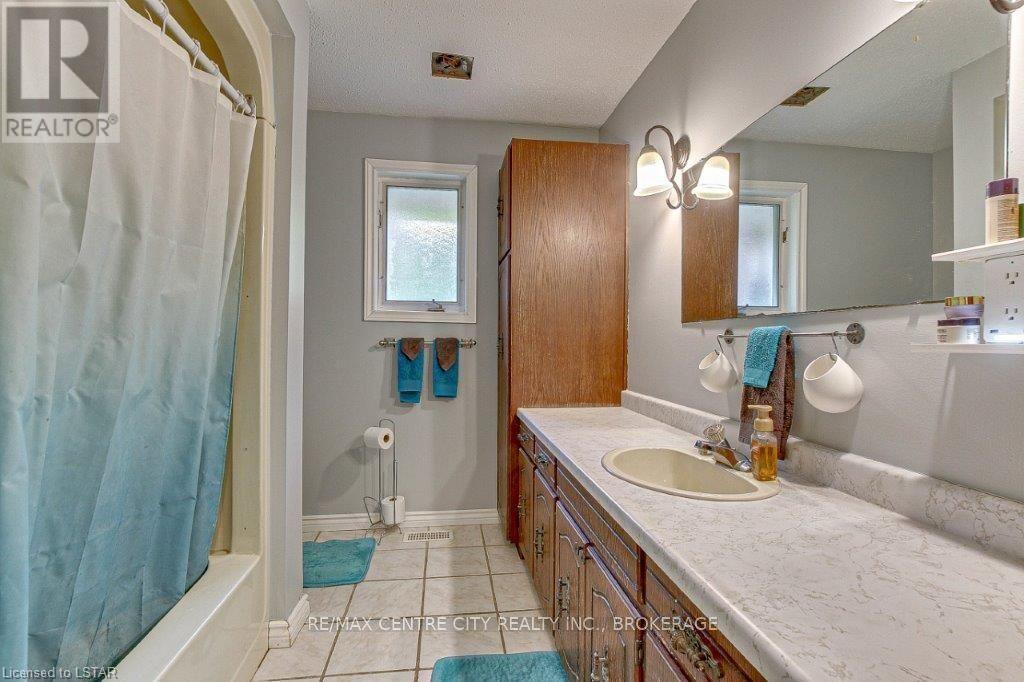 12019 Greystead Drive, Middlesex Centre, Ontario  N0M 1P0 - Photo 22 - X8119132