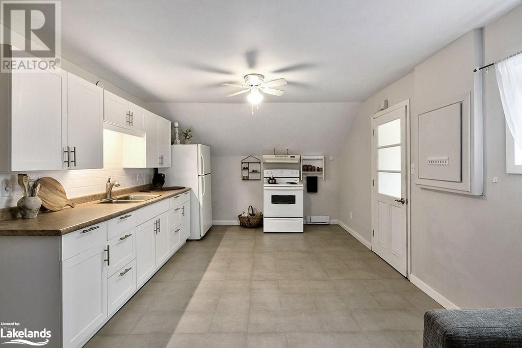 15 Parker Street W, Meaford, Ontario  N4L 1P2 - Photo 6 - 40550264