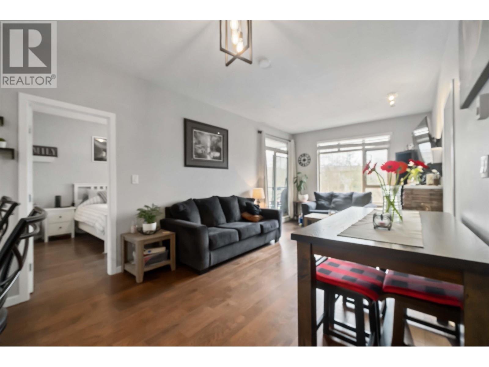 302 100 Capilano Road, Port Moody, British Columbia  V3H 5M9 - Photo 3 - R2856330