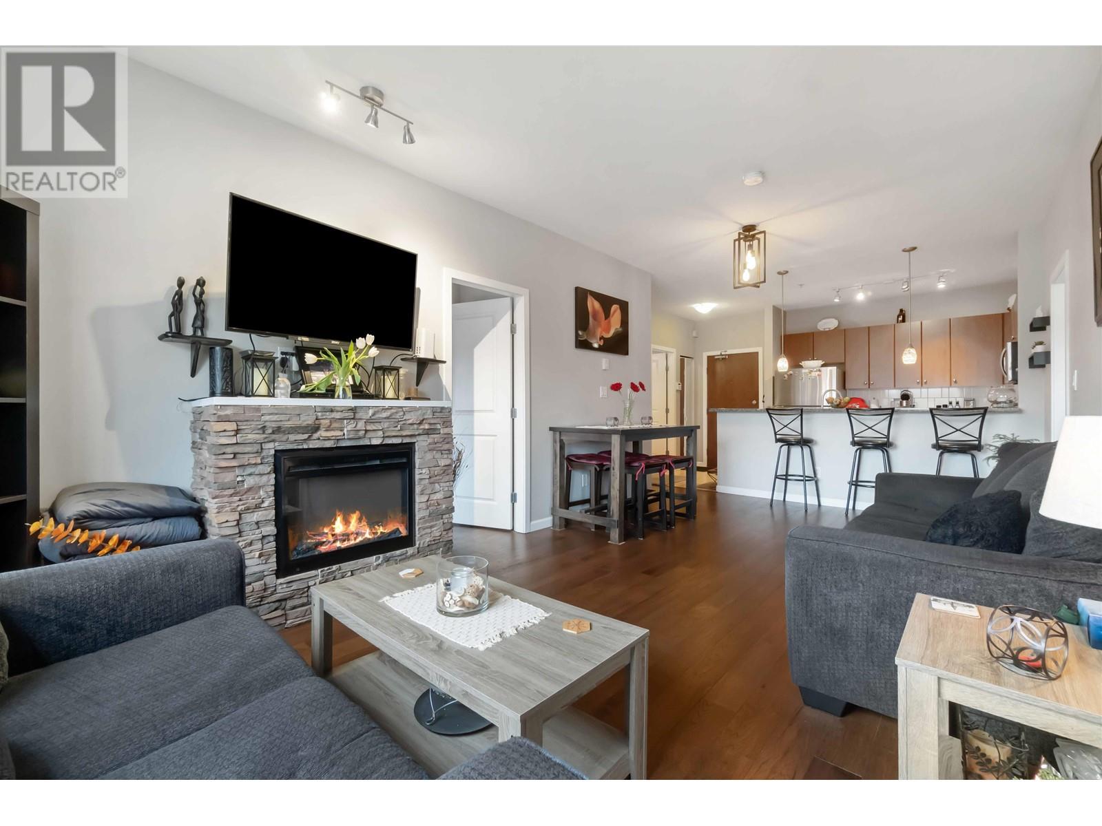 302 100 Capilano Road, Port Moody, British Columbia  V3H 5M9 - Photo 6 - R2856330