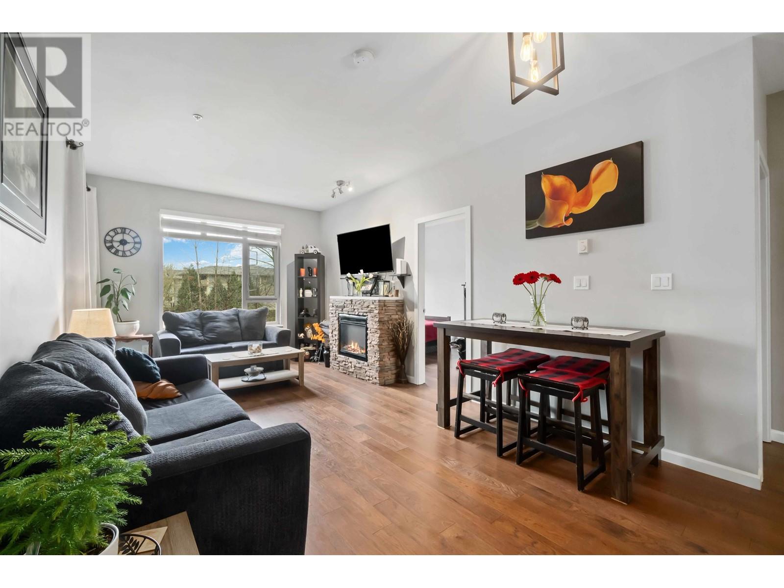 302 100 Capilano Road, Port Moody, British Columbia  V3H 5M9 - Photo 4 - R2856330