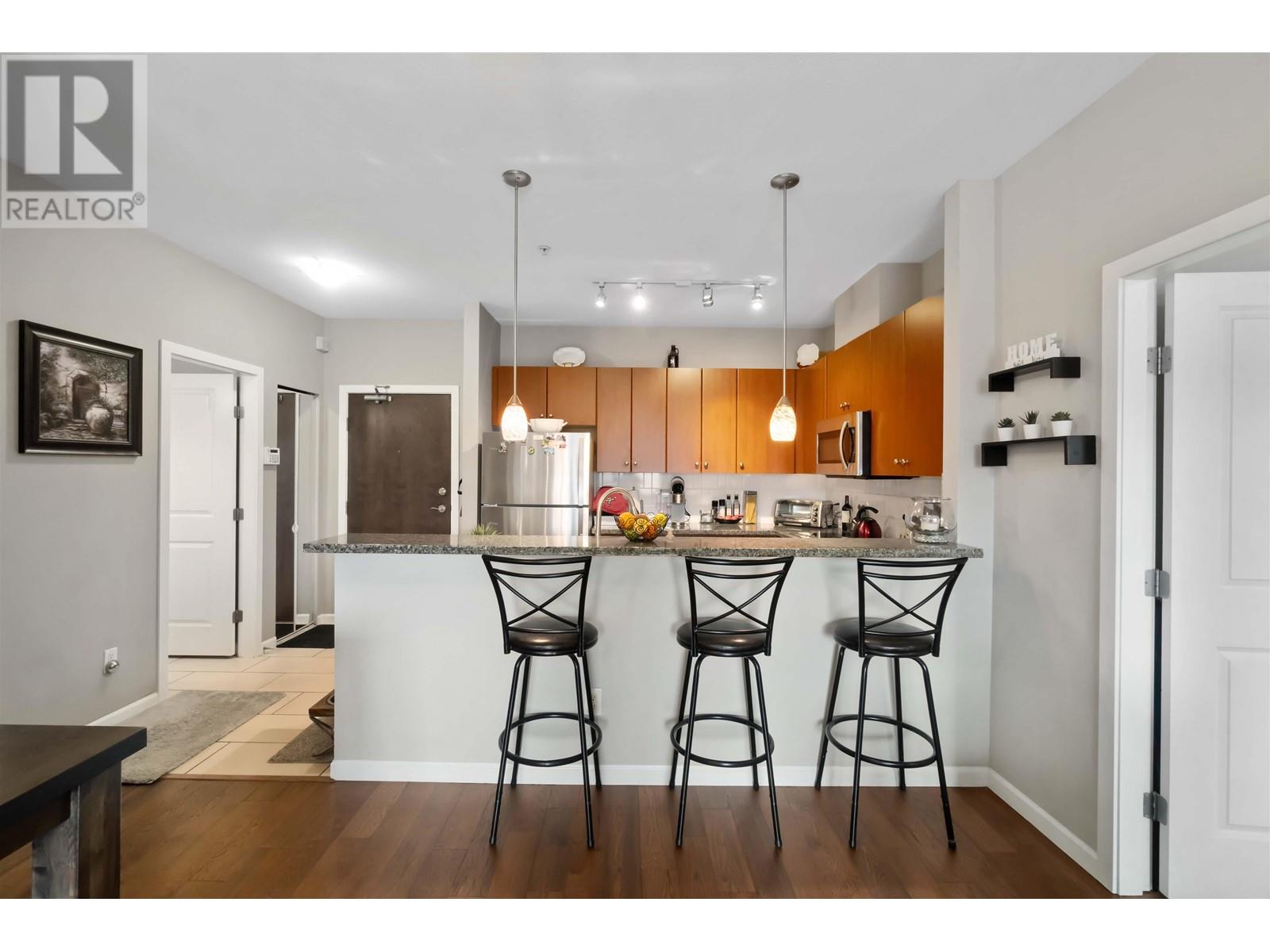 302 100 Capilano Road, Port Moody, British Columbia  V3H 5M9 - Photo 12 - R2856330