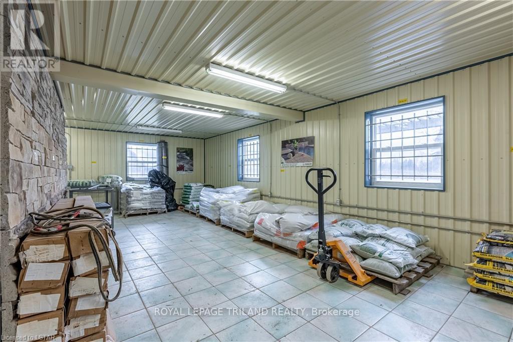 1683* Fanshawe Pard Rd W, London, Ontario  N6H 5L3 - Photo 20 - X7388146