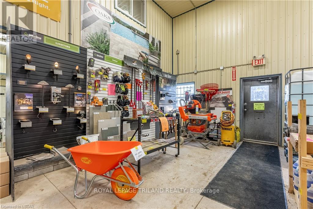 1683* Fanshawe Pard Rd W, London, Ontario  N6H 5L3 - Photo 27 - X7388146