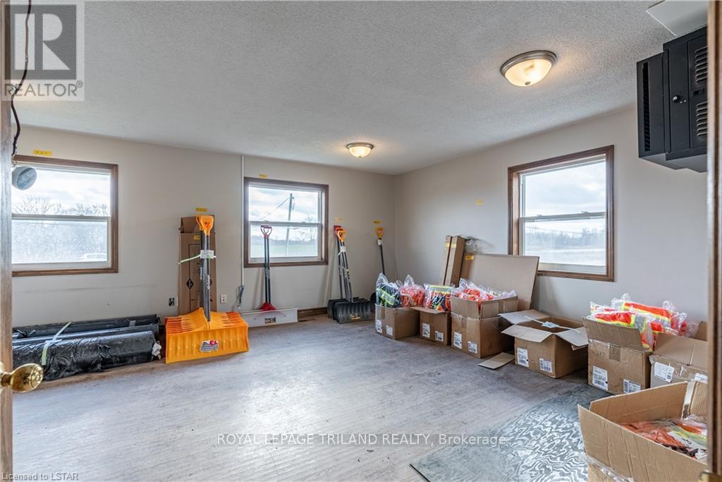 1683* Fanshawe Pard Rd W, London, Ontario  N6H 5L3 - Photo 9 - X7388146