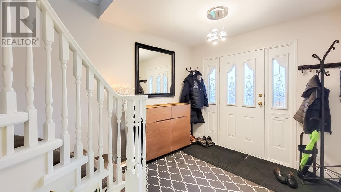 56 Glynde Avenue, Burnaby, British Columbia  V5B 3J2 - Photo 2 - R2856389