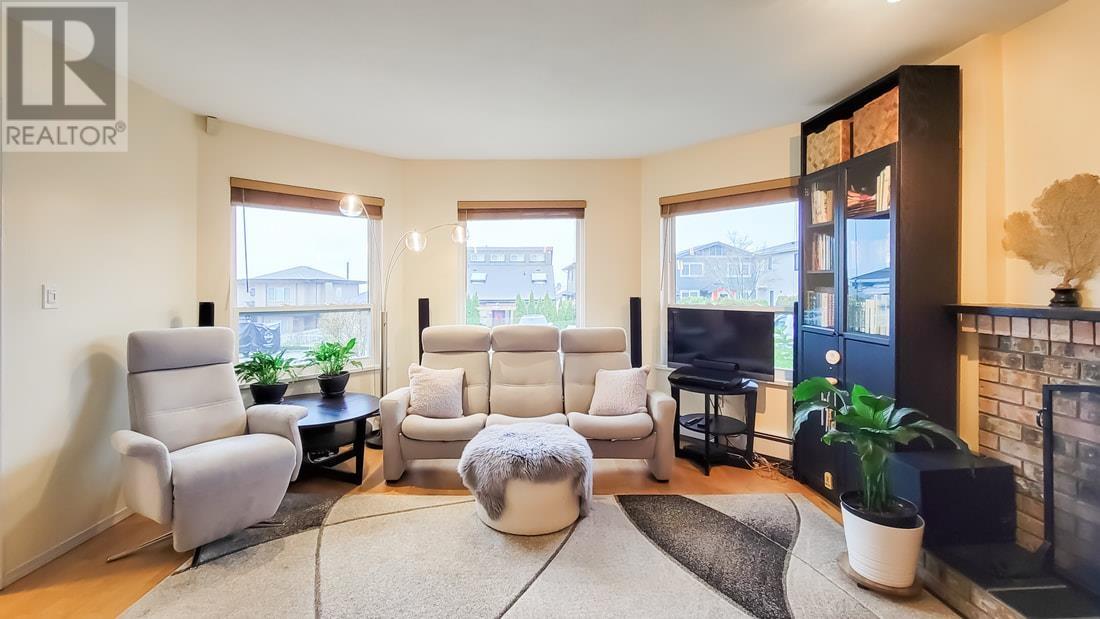56 Glynde Avenue, Burnaby, British Columbia  V5B 3J2 - Photo 26 - R2856389