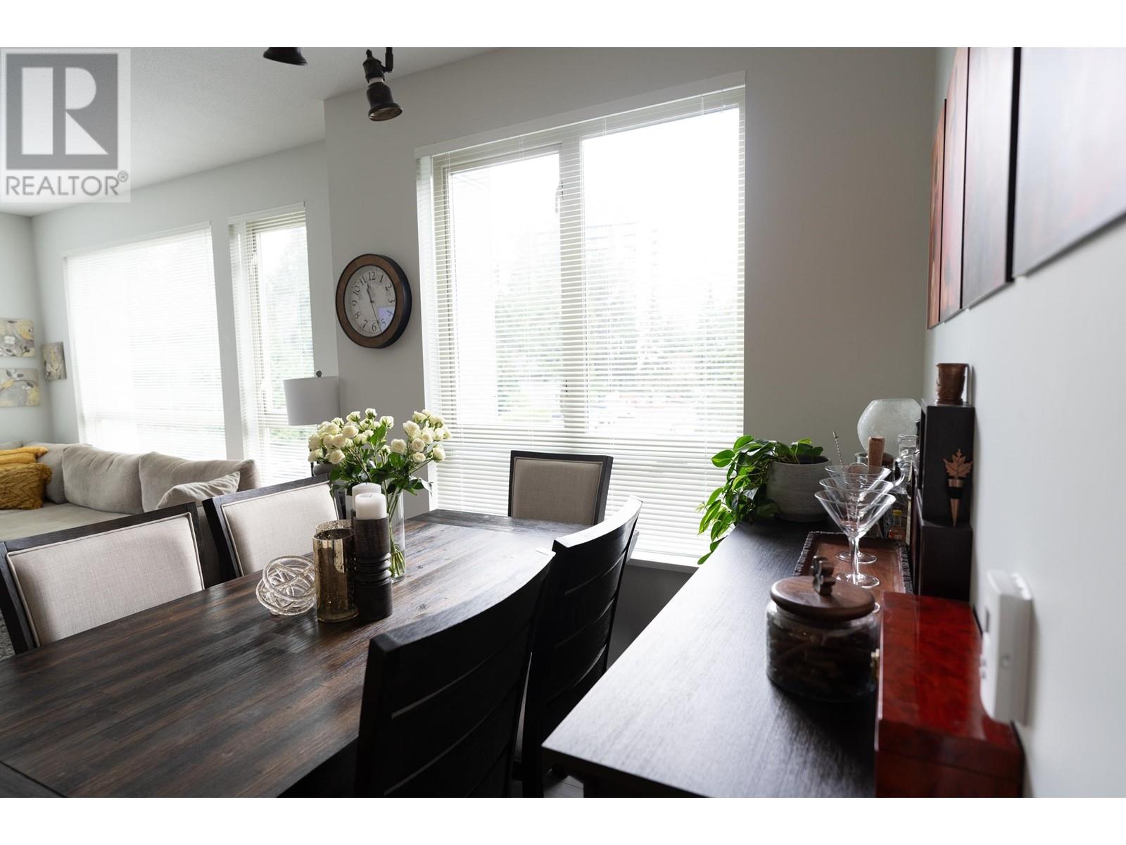 320 2651 Library Lane, North Vancouver, British Columbia  V7J 0C1 - Photo 9 - R2856394