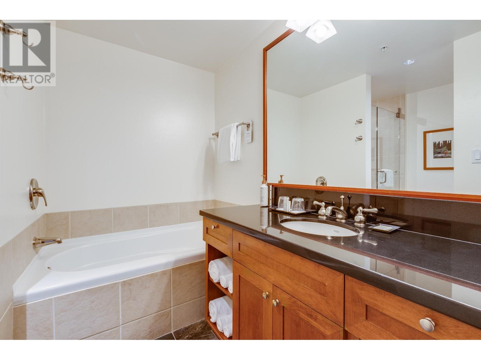 5502 4299 Blackcomb Way, Whistler, British Columbia  V8E 0X3 - Photo 14 - R2856409