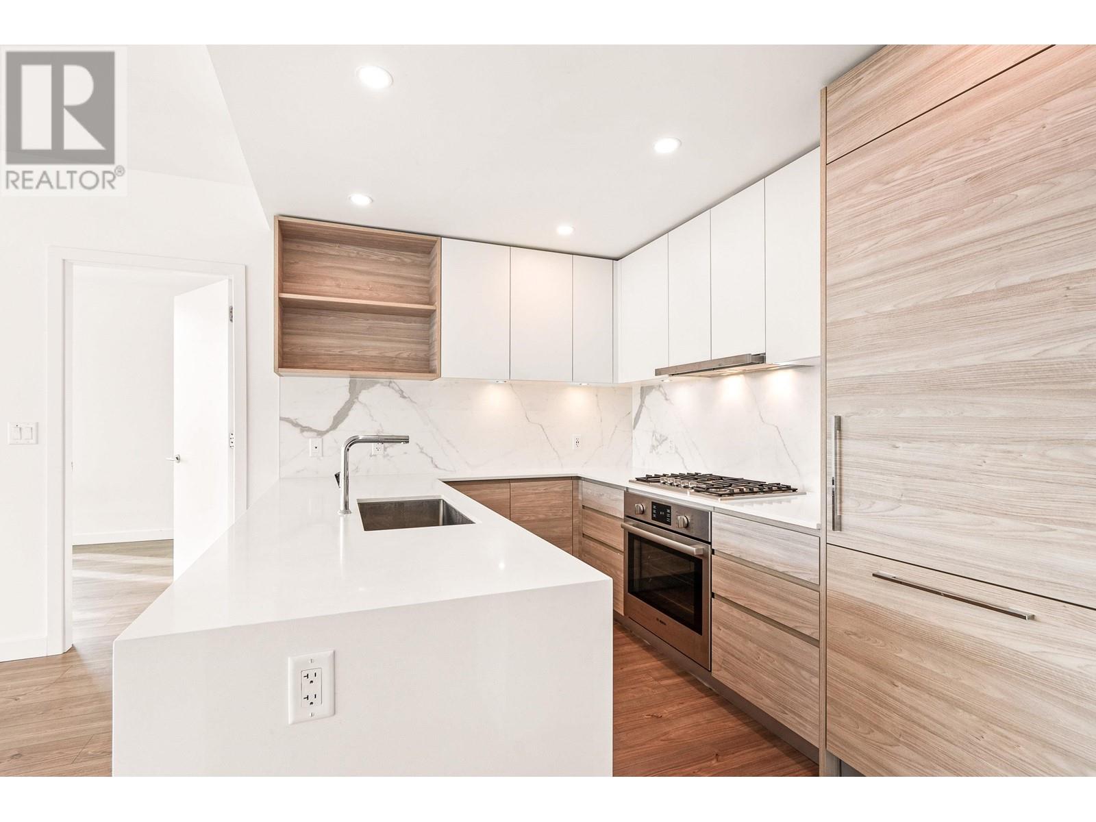 1807 585 Austin Avenue, Coquitlam, British Columbia  V3K 0G6 - Photo 5 - R2856220
