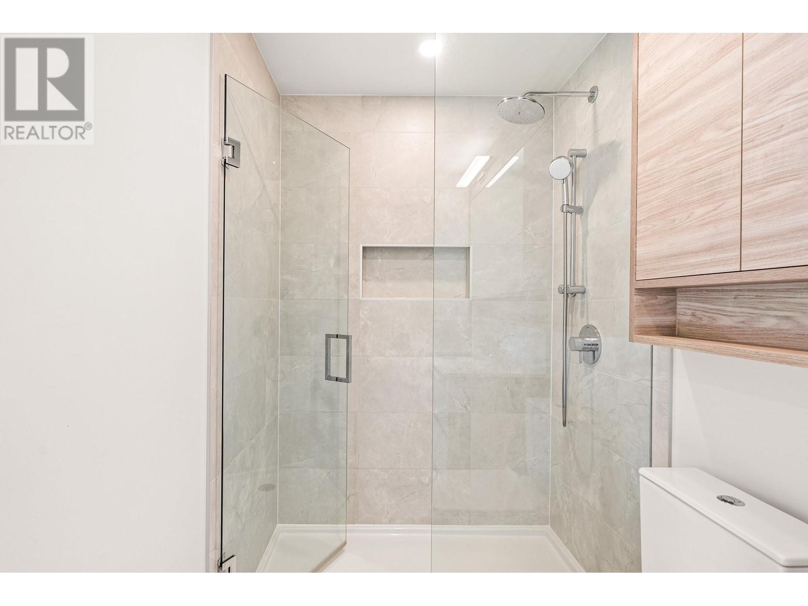 1807 585 Austin Avenue, Coquitlam, British Columbia  V3K 0G6 - Photo 10 - R2856220